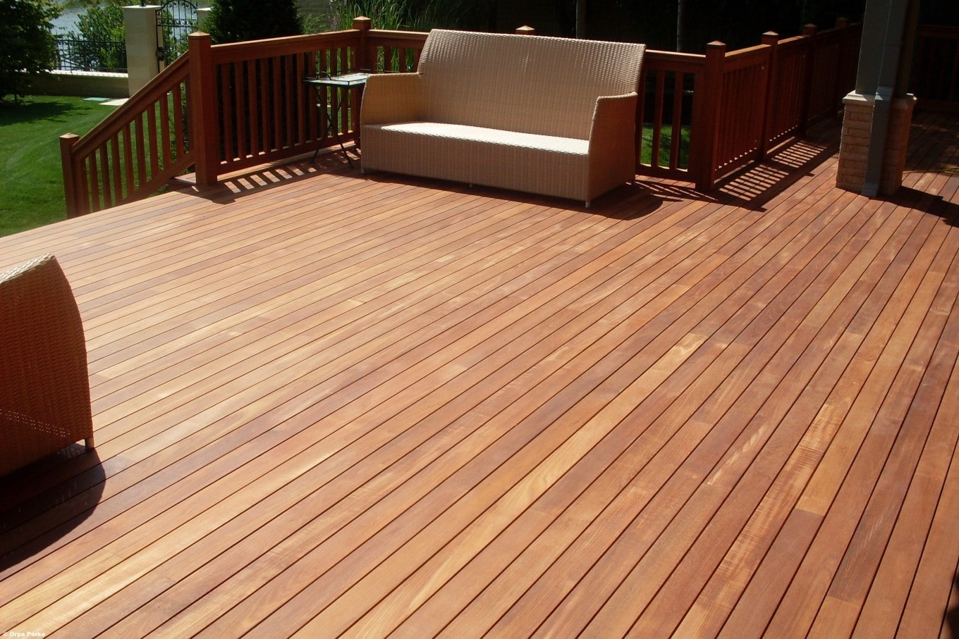 Deck Flooring Supplier Shop Dubai