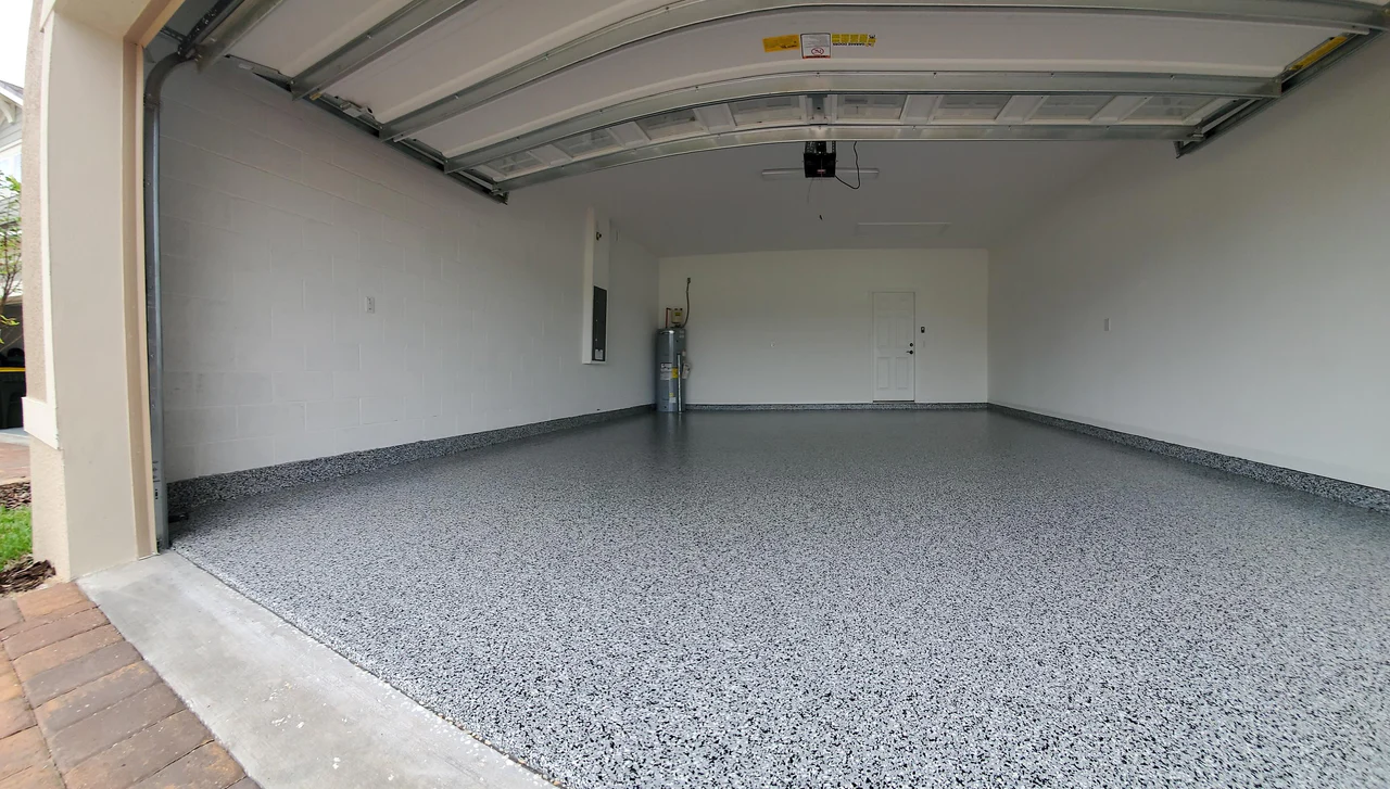 Garage Flakes Flooring Dubai