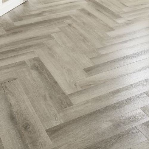 Whitewashed Cottag Taj