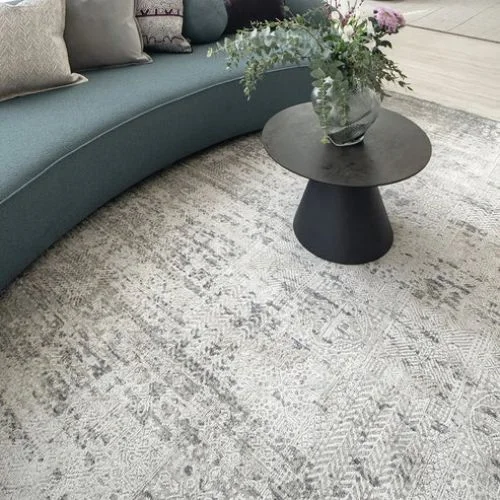 White Carpet Dubai